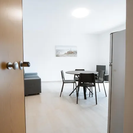 The Moon Apartament *