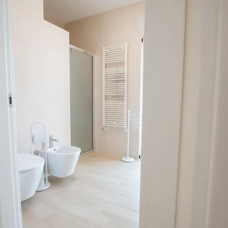 The Moon Apartman Monopoli