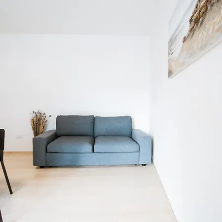 The Moon Appartement *