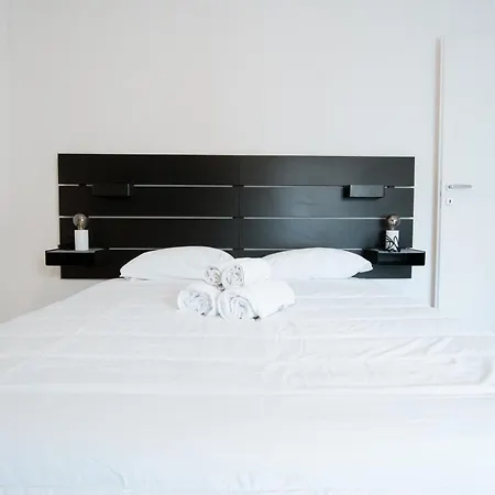 The Moon Appartement *