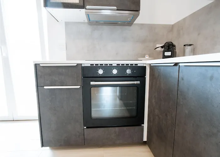 The Moon Daire Monopoli